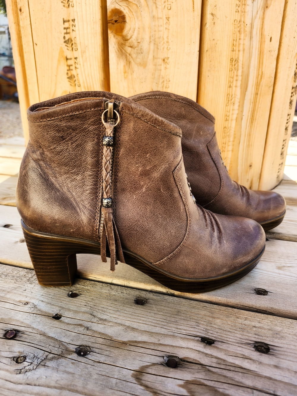 Kravings Stevie Women's 7.5 Brown Leather Ankle Booties Side Zip Tassel Comfort